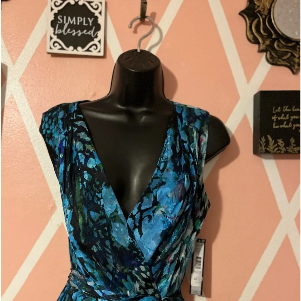 Tahari Jade Animal Wave Color Maxi Dress - Picture 2 of 14